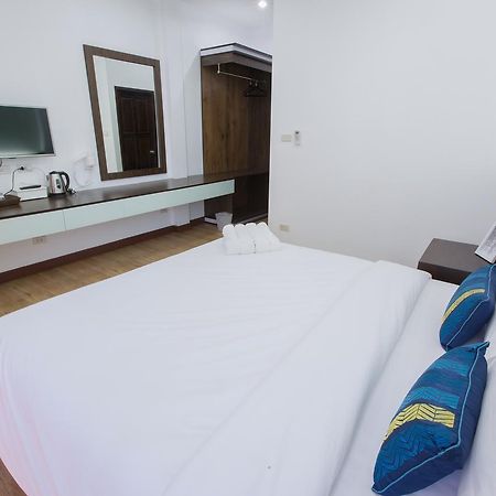 Busara Hotel Chiangmai Chiang Mai Extérieur photo